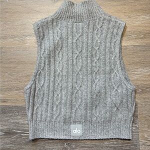 ALO Yoga Grey Cable Knit Sleeveless Sweater Vest
